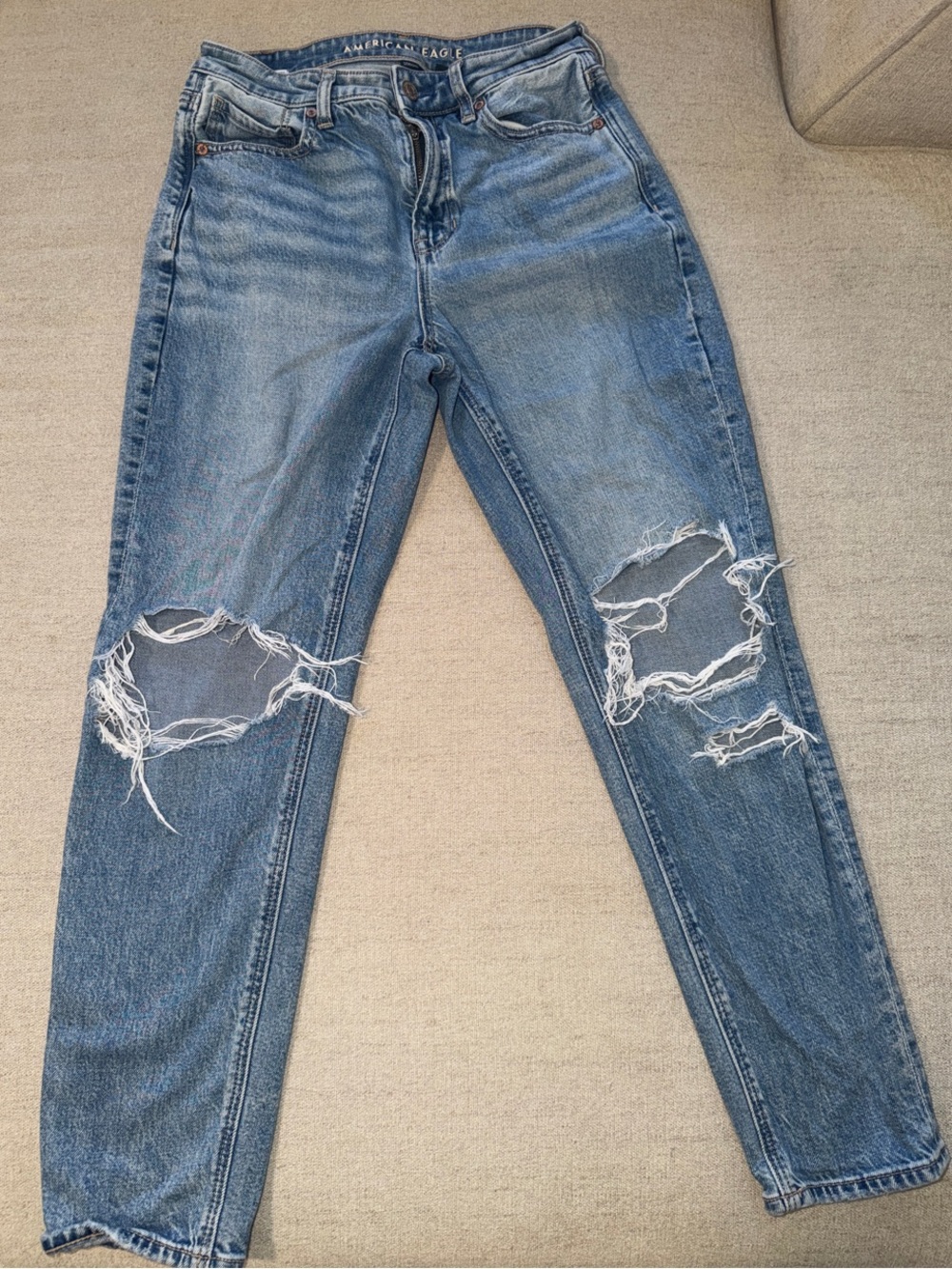 American Eagle Outfitters Light Blue Ripped Boyfriend Jeans